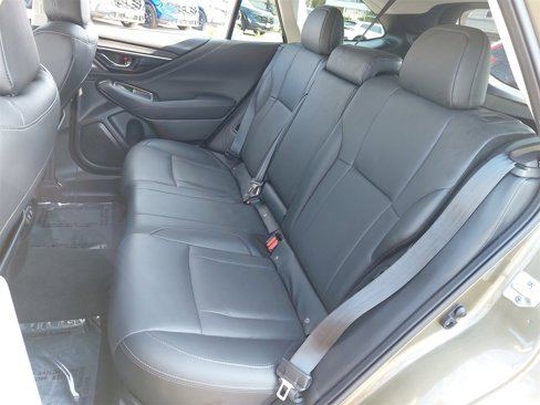 Certified 2022 Subaru Outback Limited image 15