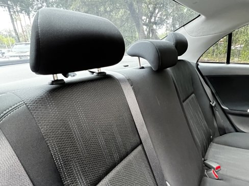 Used 2013 Toyota Corolla S image 36