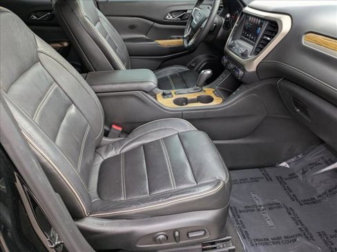 Used 2017 GMC Acadia Denali w/ Technology Package image 19