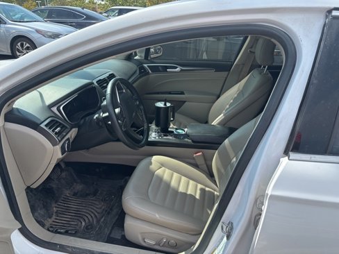 Used 2019 Ford Fusion SEL image 6