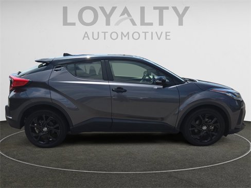 Used 2022 Toyota C-HR Nightshade image 6