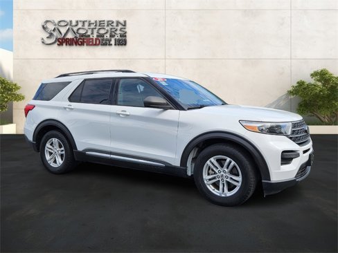 Used 2020 Ford Explorer XLT image 7