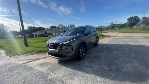 Used 2022 Nissan Rogue SV image 4