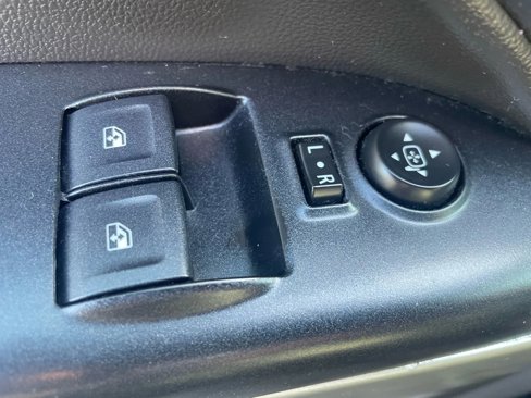 Used 2016 Chevrolet Colorado LT w/ Luxury Package, Chrome image 13