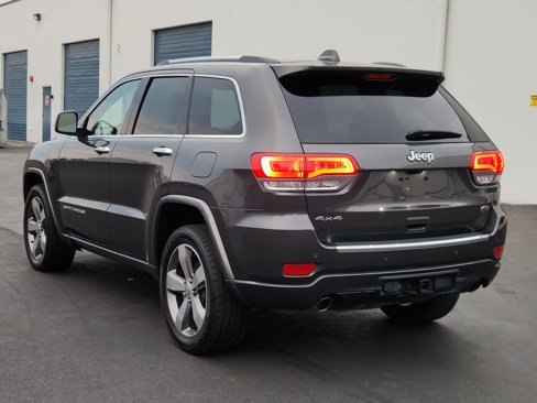 Used 2015 Jeep Grand Cherokee Overland w/ Advanced Technology Group image 3