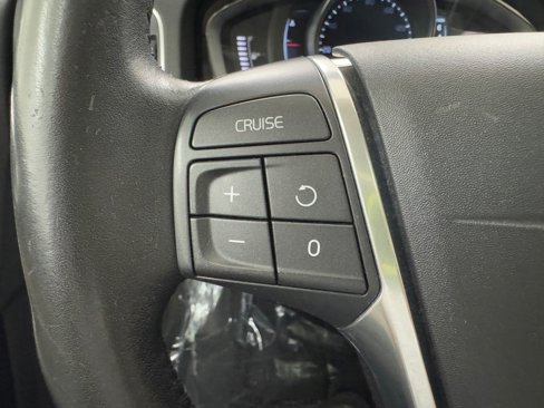 Used 2016 Volvo S60 T5 Premier image 23