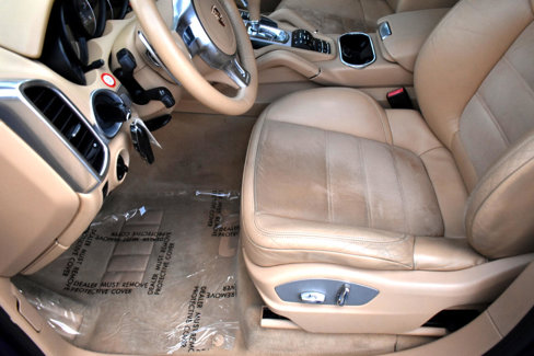 Used 2013 Porsche Cayenne GTS image 22