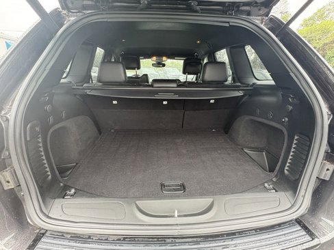 Used 2018 Jeep Grand Cherokee Altitude image 11