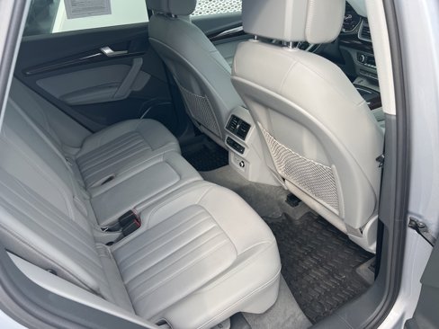 Used 2019 Audi Q5 2.0T Premium Plus w/ Premium Plus Package image 58