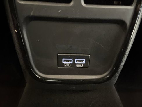 Used 2019 Chrysler 300 S image 31