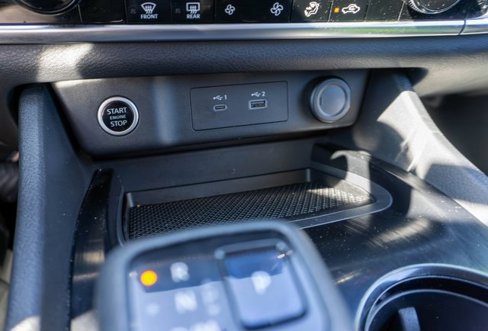 Used 2021 Nissan Rogue SV image 26