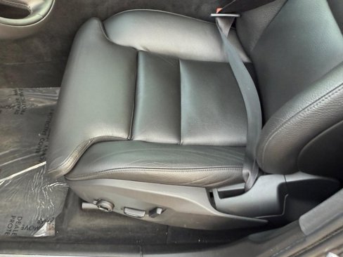 Used 2019 Volvo XC60 T5 Momentum w/ Multimedia Package image 17