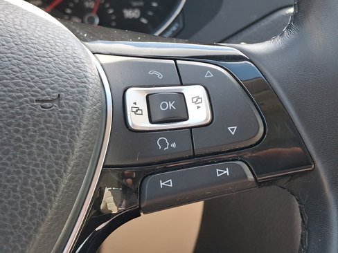 Used 2017 Volkswagen Jetta SE image 24