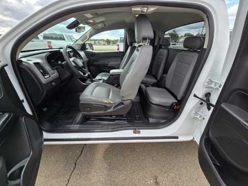 Used 2015 Chevrolet Colorado W/T image 10