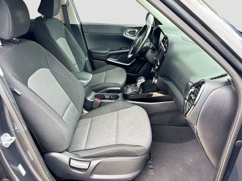 Used 2020 Kia Soul EX image 28