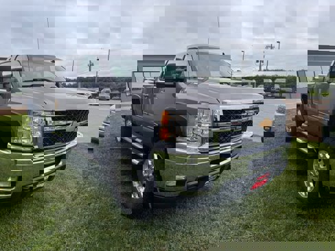 Used 2013 Chevrolet Silverado 2500 LTZ w/ LTZ Plus Package image 4