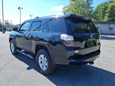 Used 2022 Toyota 4Runner SR5 image 6