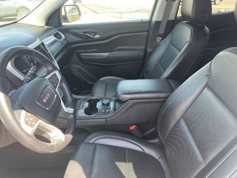 Used 2023 GMC Acadia SLT image 10