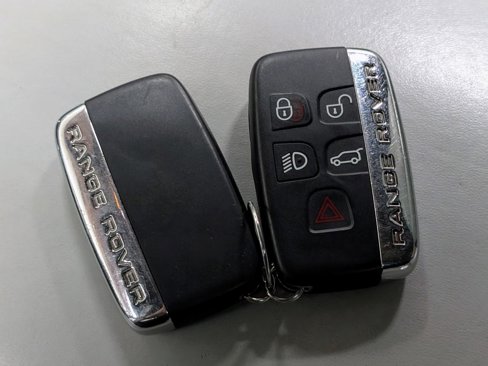 Used 2016 Land Rover Range Rover Supercharged image 44