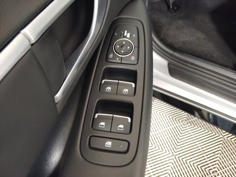 Used 2024 Hyundai Sonata SEL image 9