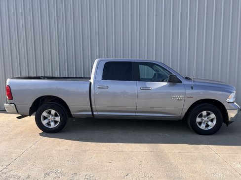 Used 2021 RAM 1500 Classic SLT image 8