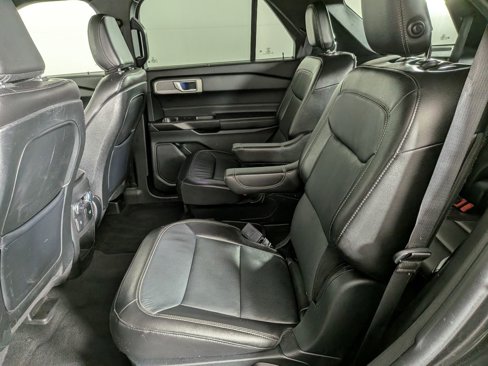 Used 2020 Ford Explorer Limited image 30