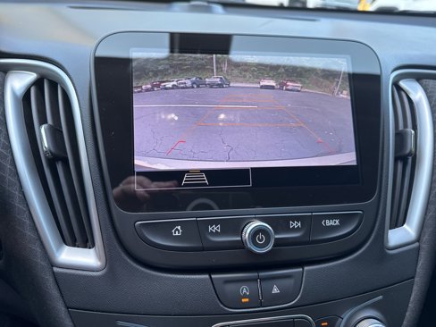Certified 2022 Chevrolet Malibu LS image 22