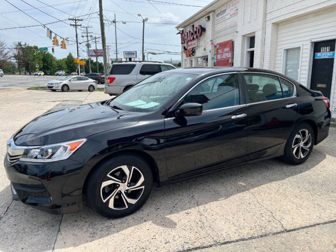 Used 2017 Honda Accord LX image 3