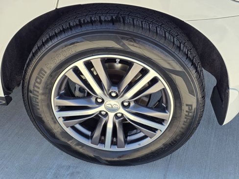 Used 2019 INFINITI QX60 Luxe w/ Essential Package image 9