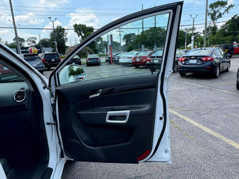 Used 2014 Chevrolet Captiva Sport LT w/ Convenience Package image 11