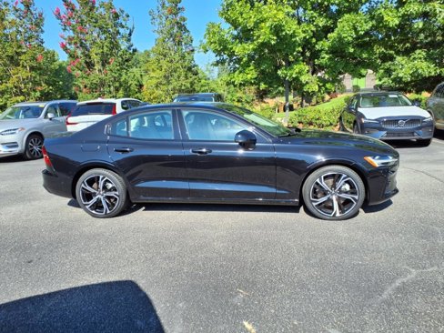 Used 2025 Volvo S60 B5 Plus image 2