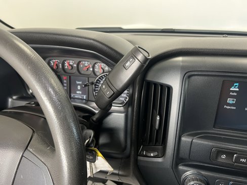 Used 2018 Chevrolet Silverado 1500 W/T w/ Trailering Package image 8