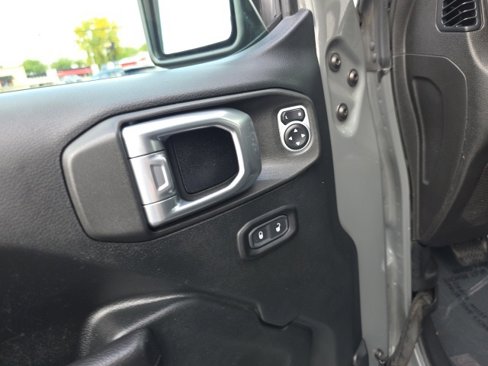 Used 2019 Jeep Wrangler Unlimited Sport S image 11