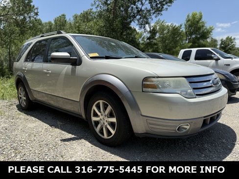 Used 2008 Ford Taurus X SEL image 1