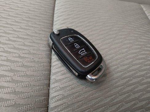 Used 2017 Hyundai Santa Fe Sport image 32
