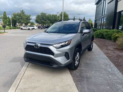 Used 2022 Toyota RAV4 XLE image 7