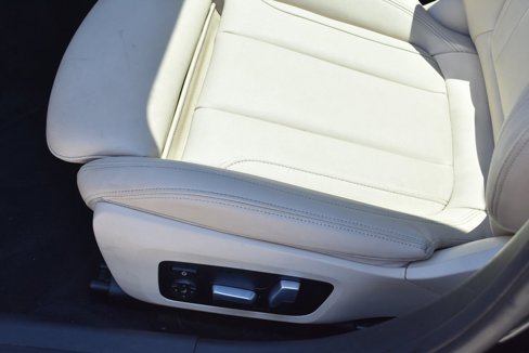 Used 2021 BMW 330i Sedan w/ Premium Package image 33