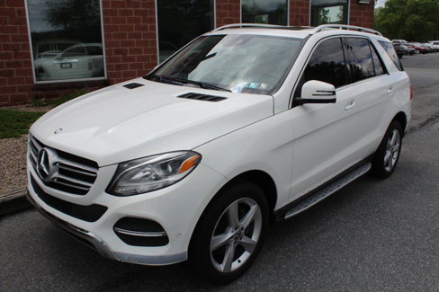 Used 2017 Mercedes-Benz GLE 350 4MATIC image 2