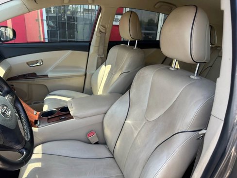 Used 2009 Toyota Venza AWD image 7