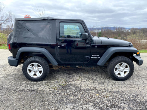 Used 2014 Jeep Wrangler Sport w/ Connectivity Group image 4