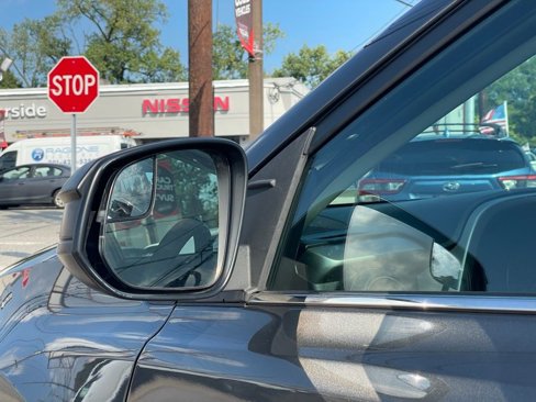 Used 2018 Toyota RAV4 LE image 23