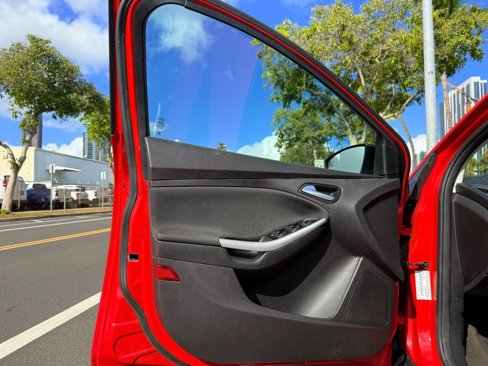 Used 2014 Ford Focus SE w/ Equipment Group 201A image 13