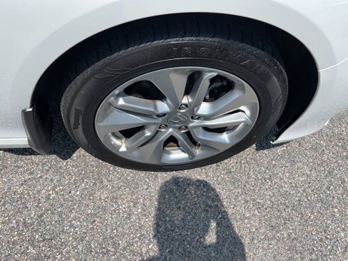 Used 2018 Honda Accord LX image 27