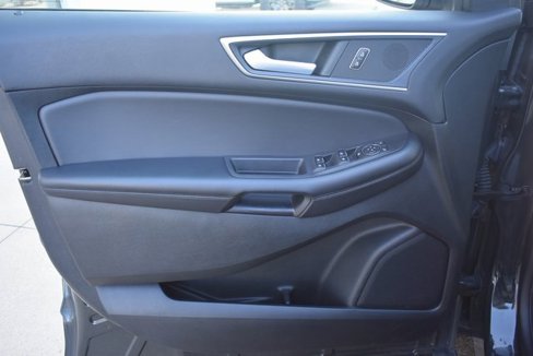 Used 2022 Ford Edge SEL w/ Convenience Package image 14