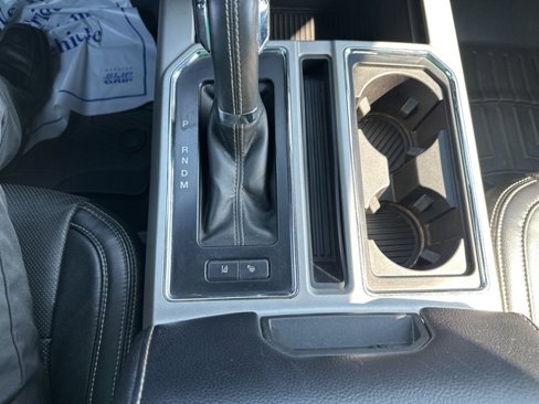 Used 2018 Ford F150 Lariat w/ Equipment Group 502A Luxury image 19