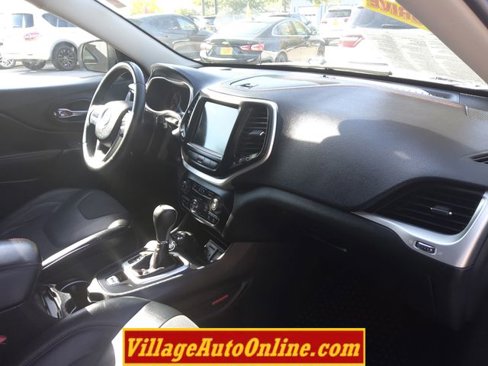 Used 2015 Jeep Cherokee Trailhawk w/ Comfort/Convenience Group image 27