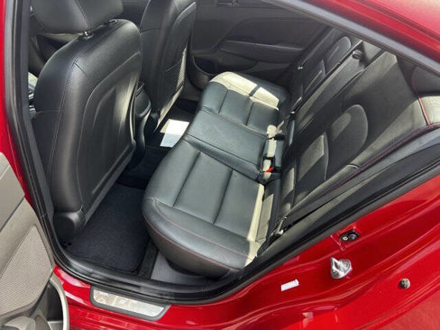 Used 2018 Hyundai Elantra Sport image 12