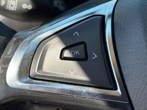 Used 2024 Ford Edge Titanium image 17