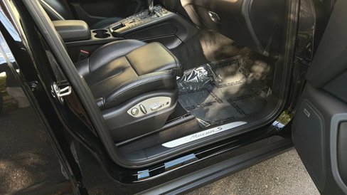Used 2018 Porsche Macan S image 25