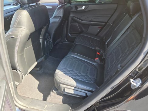 Used 2023 Ford Escape Platinum w/ Premium Technology Package image 29